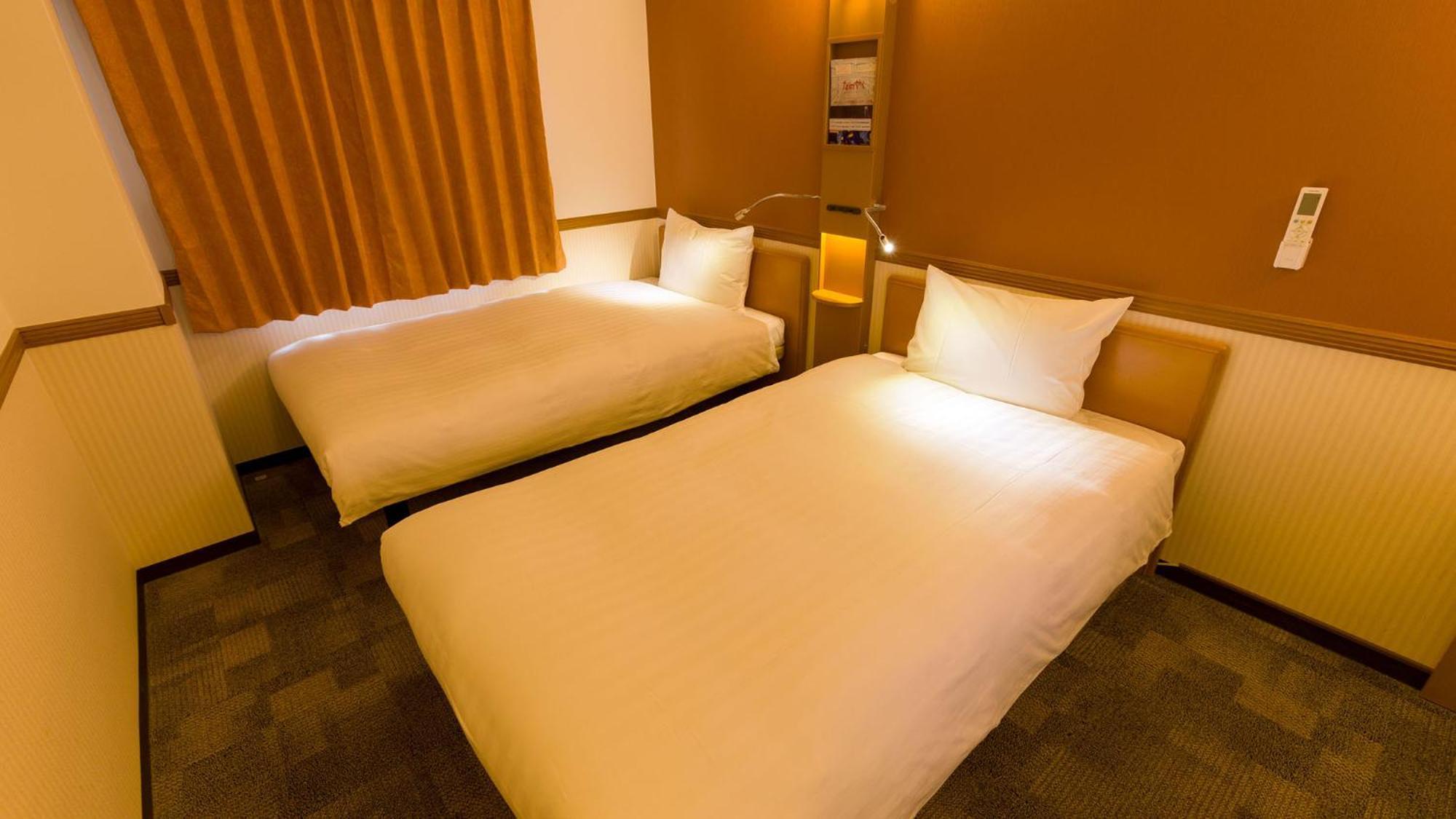 Toyoko Inn Yokohama Sakuragicho Стая снимка