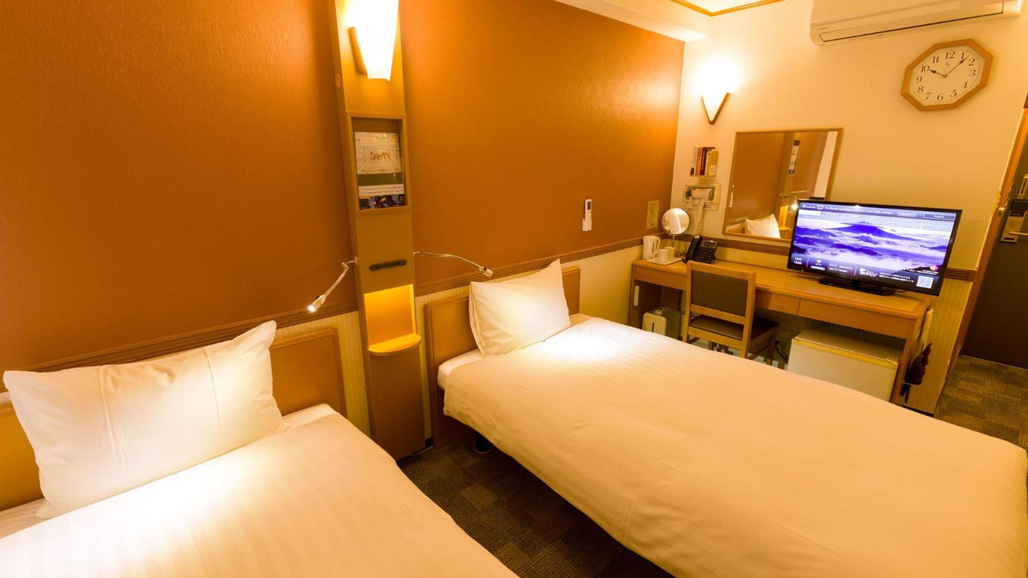Toyoko Inn Yokohama Sakuragicho Стая снимка