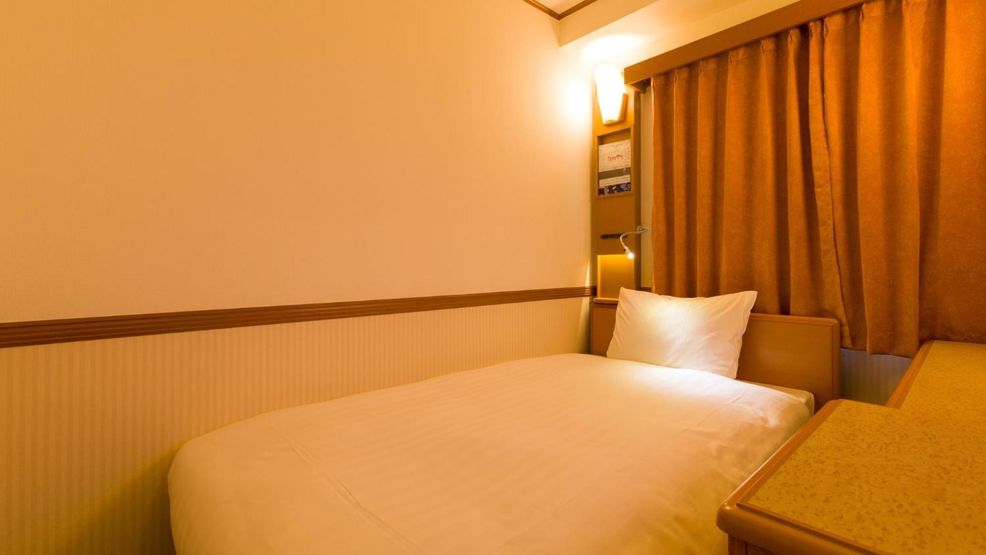 Toyoko Inn Yokohama Sakuragicho Стая снимка