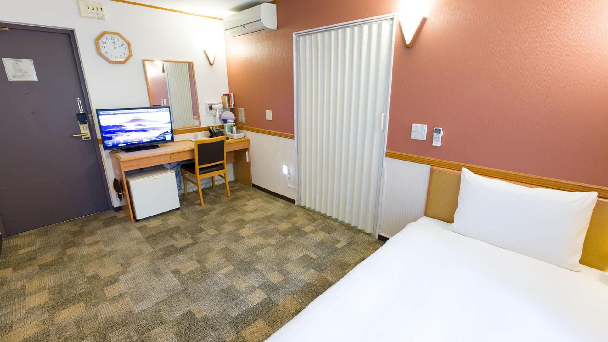 Toyoko Inn Yokohama Sakuragicho Стая снимка