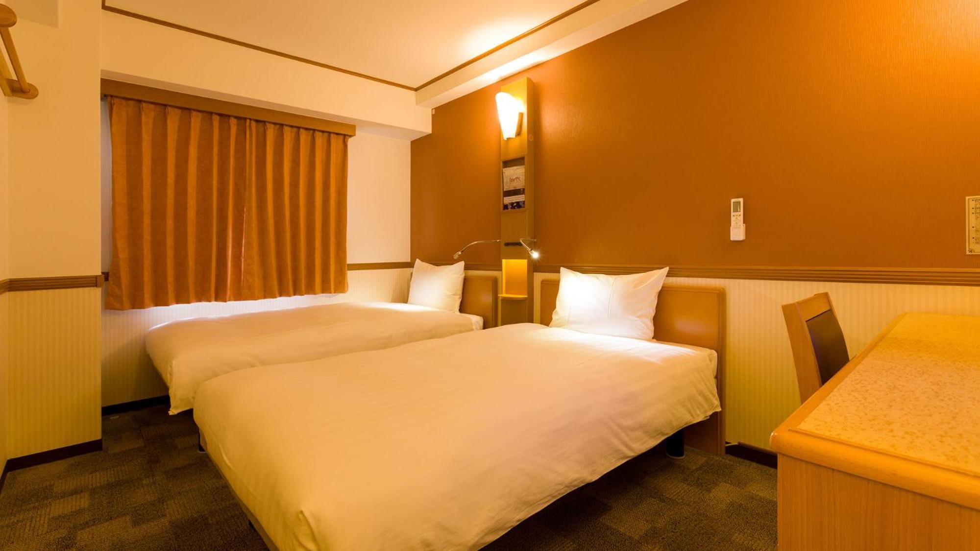 Toyoko Inn Yokohama Sakuragicho Стая снимка